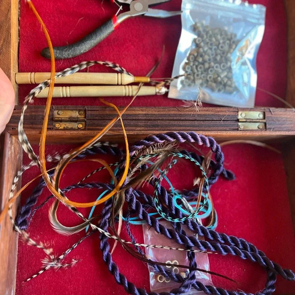 Hair Feather Extension Kit - Includes Feathers, Tools, and Accessories main image 9